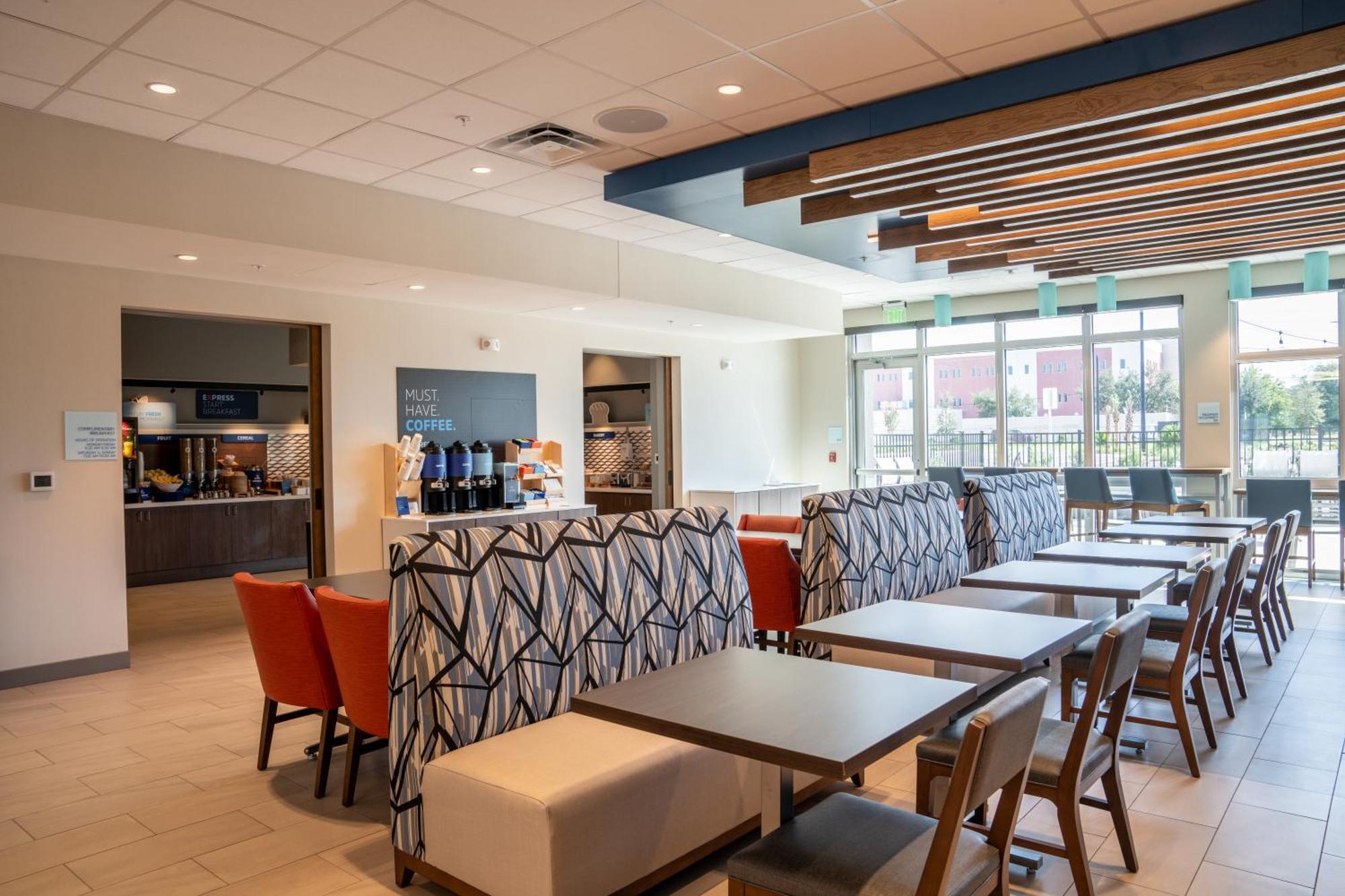 Holiday Inn Express & Suites Fort Walton Beach - Eglin Area By Ihg 외부 사진